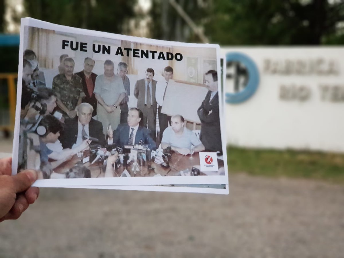 JRriotercero's tweet photo. Años distintos y mismas realidades. Hoy nos encontramos nuevamente como pueblo unido en lucha por Memoria, Verdad, Justicia y la Reparación Histórica que Río Tercero necesita para cerrar heridas. https://t.co/ShOcvzh687