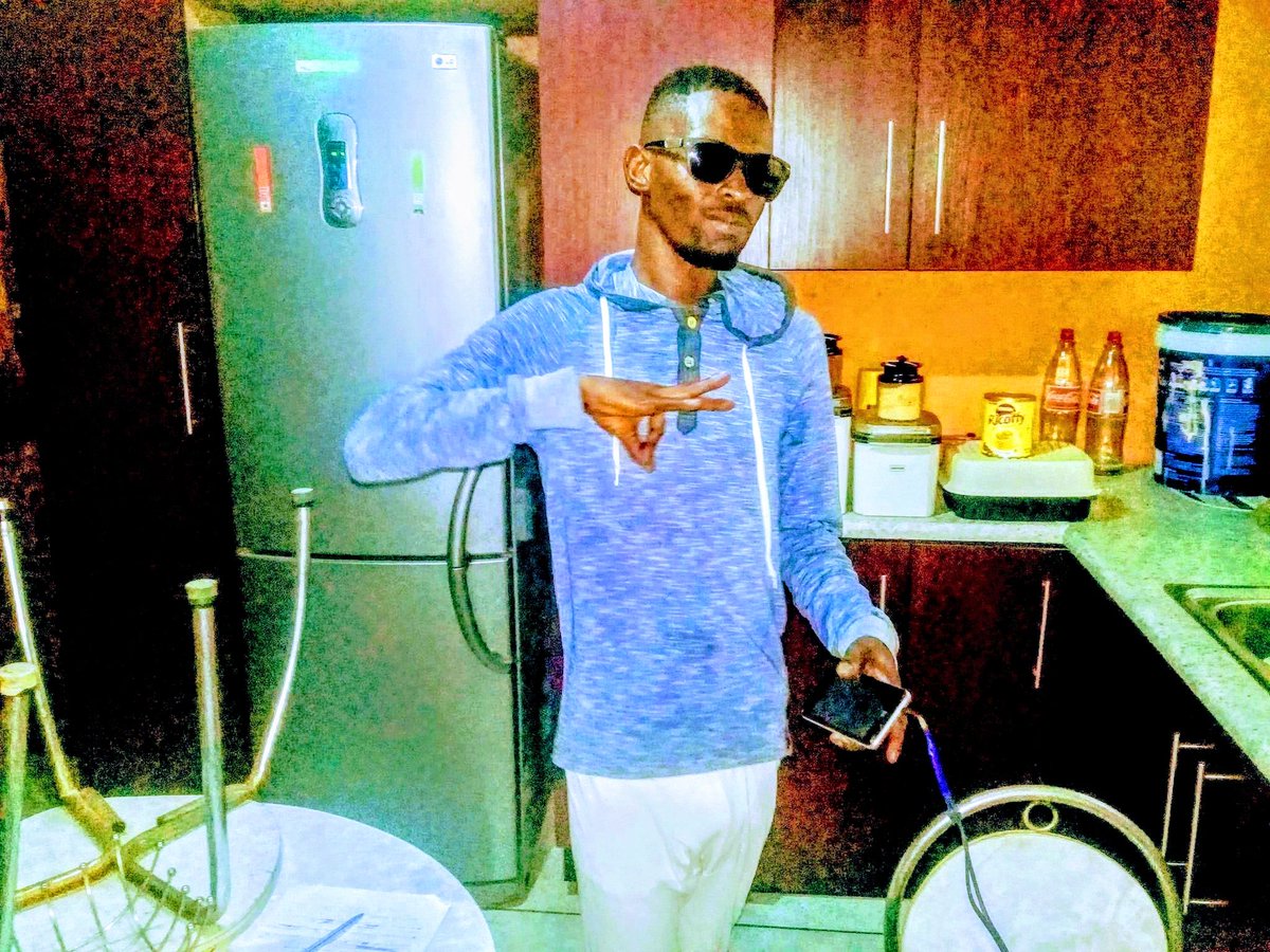 BLAQWELL1's tweet photo. #2_BLAQ_2_STRONG

#Ep_on_da_way_on your own
💥🔥💥🔥💯👌🖖🤙
@BLAQWELL1 https://t.co/13xCQtcWOr