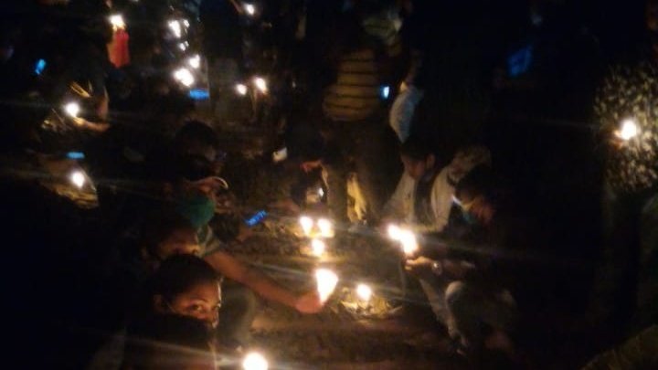 By blocking of the railway tracks from midnight on Sunday to the early hours of Monday at Chandor, Goans showed their opposition against ill conceived projects being taken up by the government.Why? #GoyantKollsoNaka  #AmcheMollem  #SaveMollem