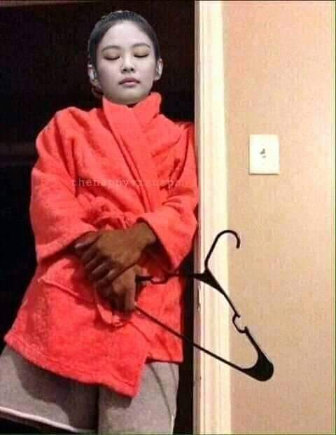 ViarkenDianchez's tweet photo. Me while reading                     My Modules:
#GSOTPrologue :
#Viarkin #GSOTFirstSunrise 
@4reuminct @gwysaludes
 @gwyomi https://t.co/hFcPNSAhsu