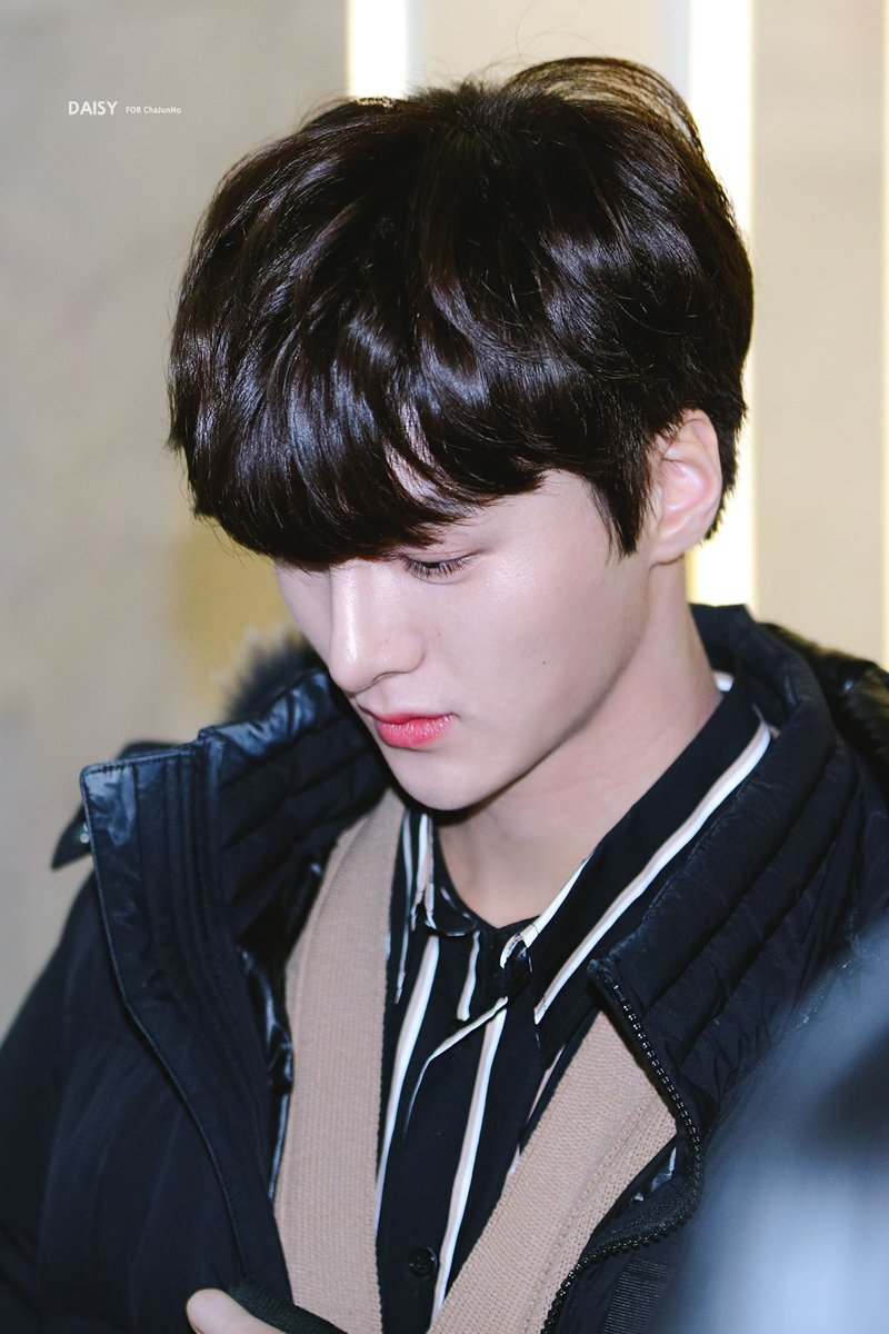 daisy_jh_'s tweet photo. 201102 퇴근🌱
#드리핀 #DRIPPIN #차준호 https://t.co/Bfcm0zTony
