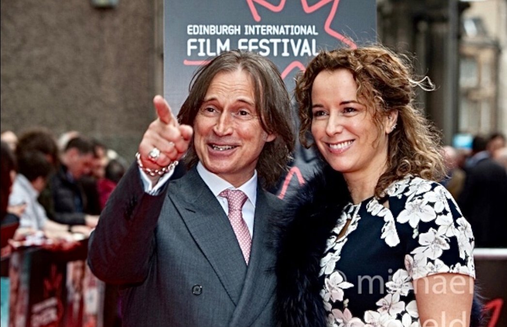 Anna55714043's tweet photo. Looking in all directions. 
#robertcarlyle #anastasiashirley #TLOBT #Premiere https://t.co/ev6ObMk0vp