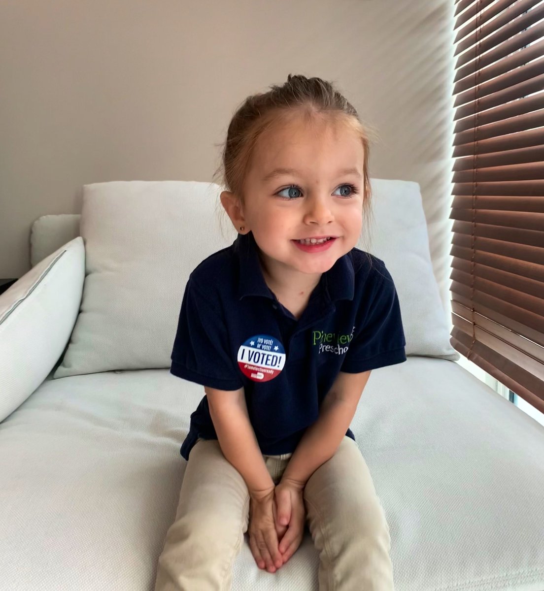 JulieVives25's tweet photo. today, I vote for her. #VOTE 💙 #ElectionDay #FutureVoter #BecauseItMatters https://t.co/uM8xS4Tg9o