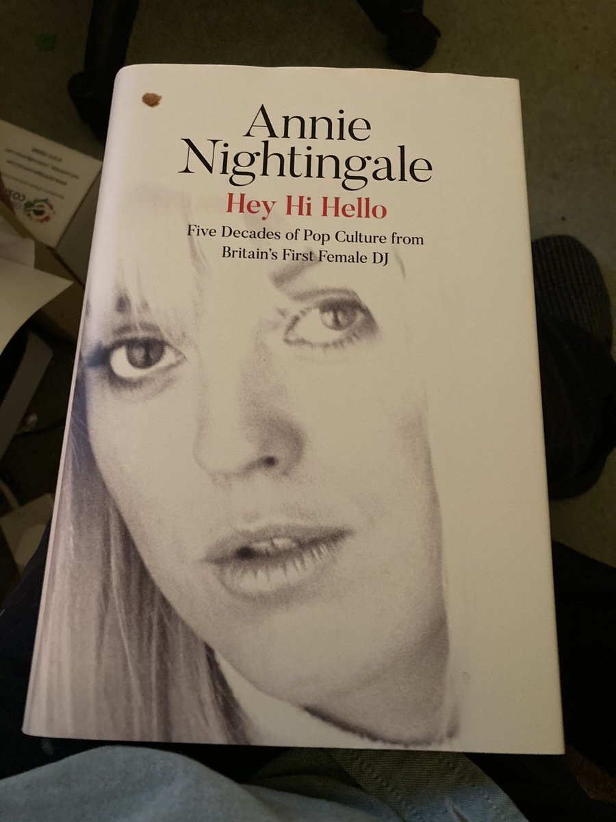 Thievesbook's tweet photo. @Perlalaloca Here we go and a groovy hey hi hello to @aanightingale - can’t wait to read! #poptabulous #toppermostofthepoppermost https://t.co/YbX30StY22
