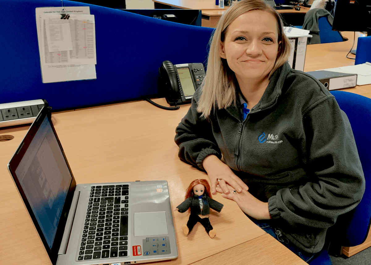 EJGroupEnginee1's tweet photo. Next up Lottie has been spending time with Milena our Documentation Engineer.
Milena has been showing Lottie how she produces the important project documentation for our clients. 

#WESLottieTour #TEWeek20 @WESECB1919 @WES1919 @Tomorrows_Eng #EngineeringForAll #TransformTheFuture https://t.co/pyYyYh57Io