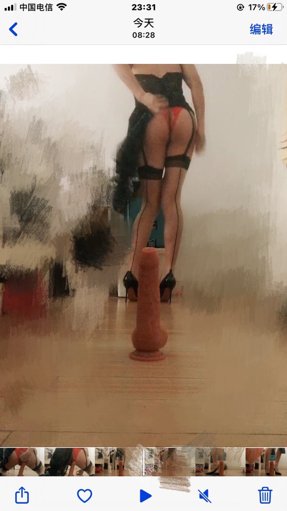 ppppppp45599656's tweet photo. 嗷
就都那么想要妈妈的丝袜吗
这么想闻妈妈的脚的味道吗
可惜了哇 现在发快递都要实名了
所以就都不发啦～
小贱狗们就颅内高潮吧
想象一下妈妈穿了一天的酸臭丝袜的味道呀

#猛然发现自己穿高跟的背影那么好看##cd# https://t.co/fD3QKhHl13
