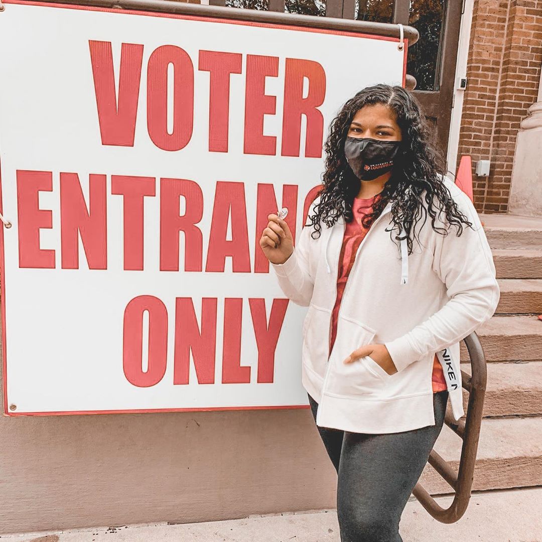 Pi Beta Phi tweet media