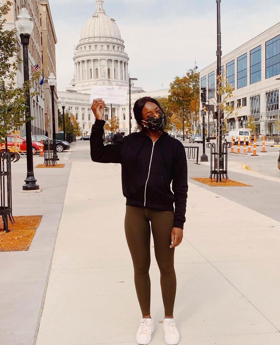 Today is the day to make your voice heard. Whether you already cast your vote or you’re headed to the polls today, like this post to tell us you showed up! 
📸:  <a href="/UDPiPhi/">PI BETA PHI</a>, <a href="/PiPhiUofL/">UofL Pi Beta Phi</a>, <a href="/UTKPiPhi/">UTK Pi Phi</a>, <a href="/PBPWiscAlpha/">Pi Beta Phi</a>