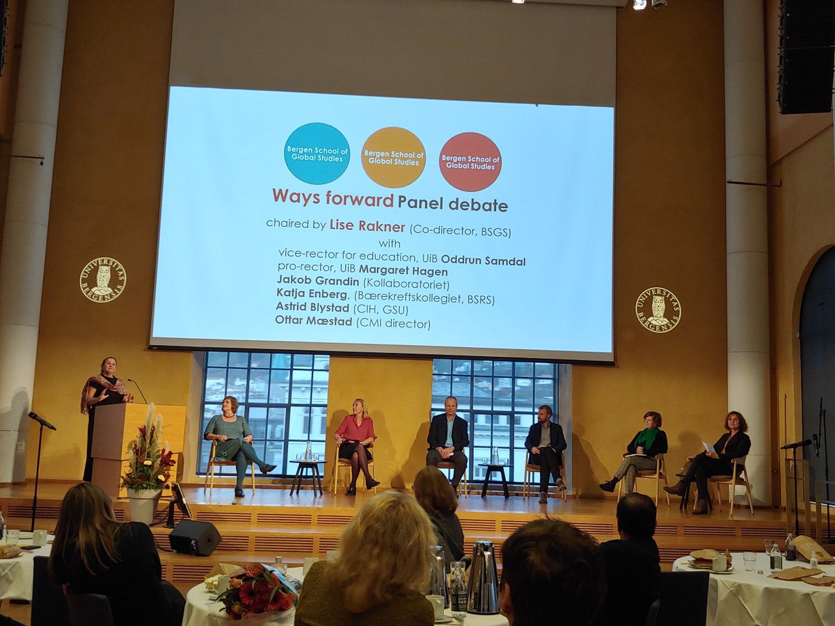 Thanks to <a href="/Sgloppen/">Svein Magne Gloppen</a> and @li63ra for invitation to this panel discussing the 'Ways forward' in the opening of the Bergen School of Global Studies, and to my fellow panelists for sharing their insights! #GlobalStudies <a href="/UiB/">Universitetet i Bergen</a> #highered