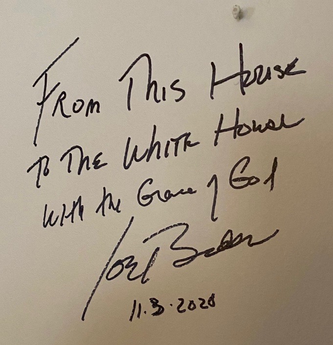 BeschlossDC's tweet photo. Thank you to @alexi for this photograph of what Joe Biden just wrote on wall of living room of his boyhood home in Scranton, Pennsylvania: https://t.co/O0j0B7r1Mw