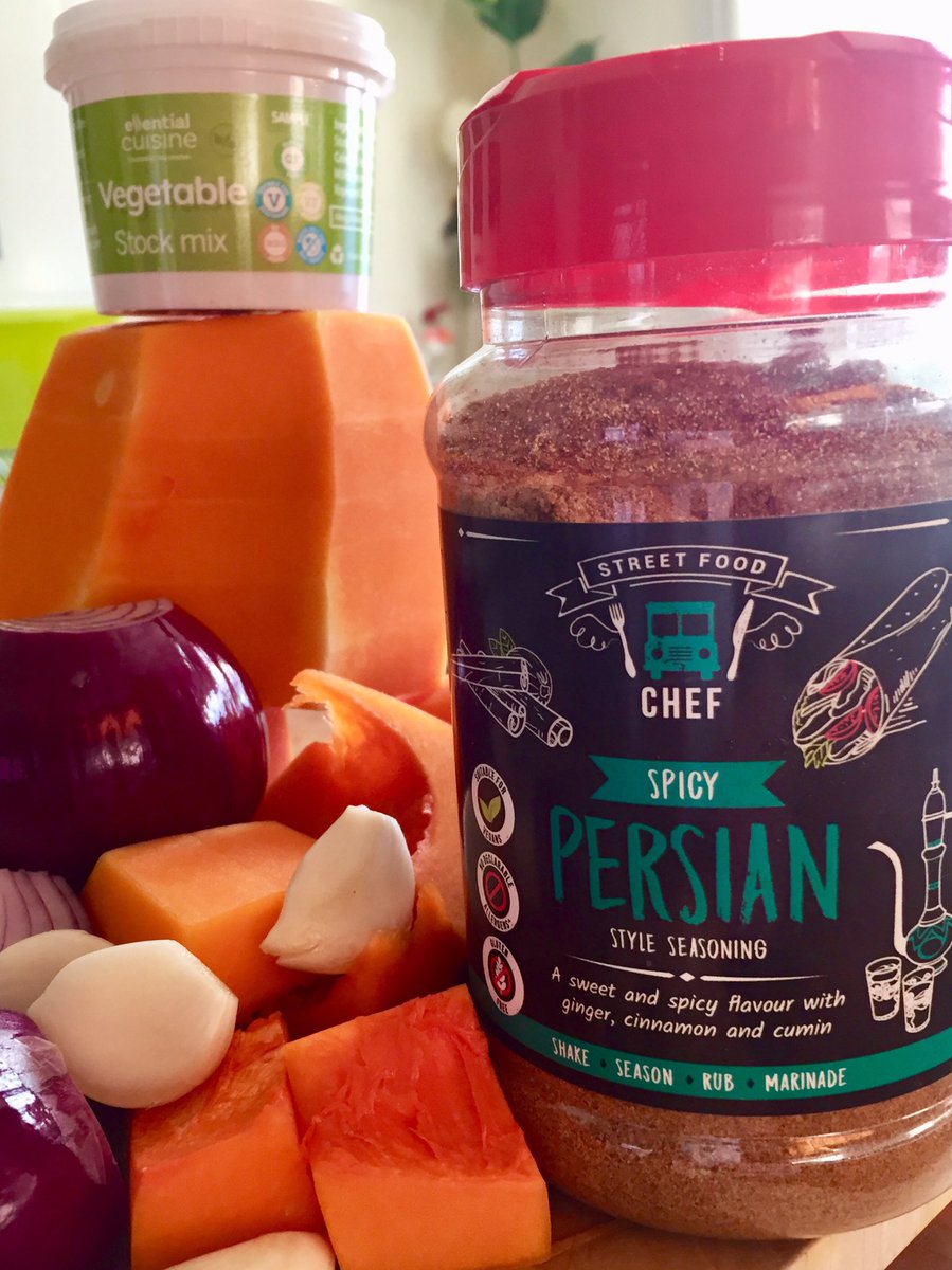 Essential_Mark's tweet image. A twist on this classic winter #soup ? @essential_kay @essentialcuisin  @Essential_Harry @EssentiallyWild and everyone! Let’s take 5 and #GuessTheSoup ! Wrong, (clean) answers only! 😊