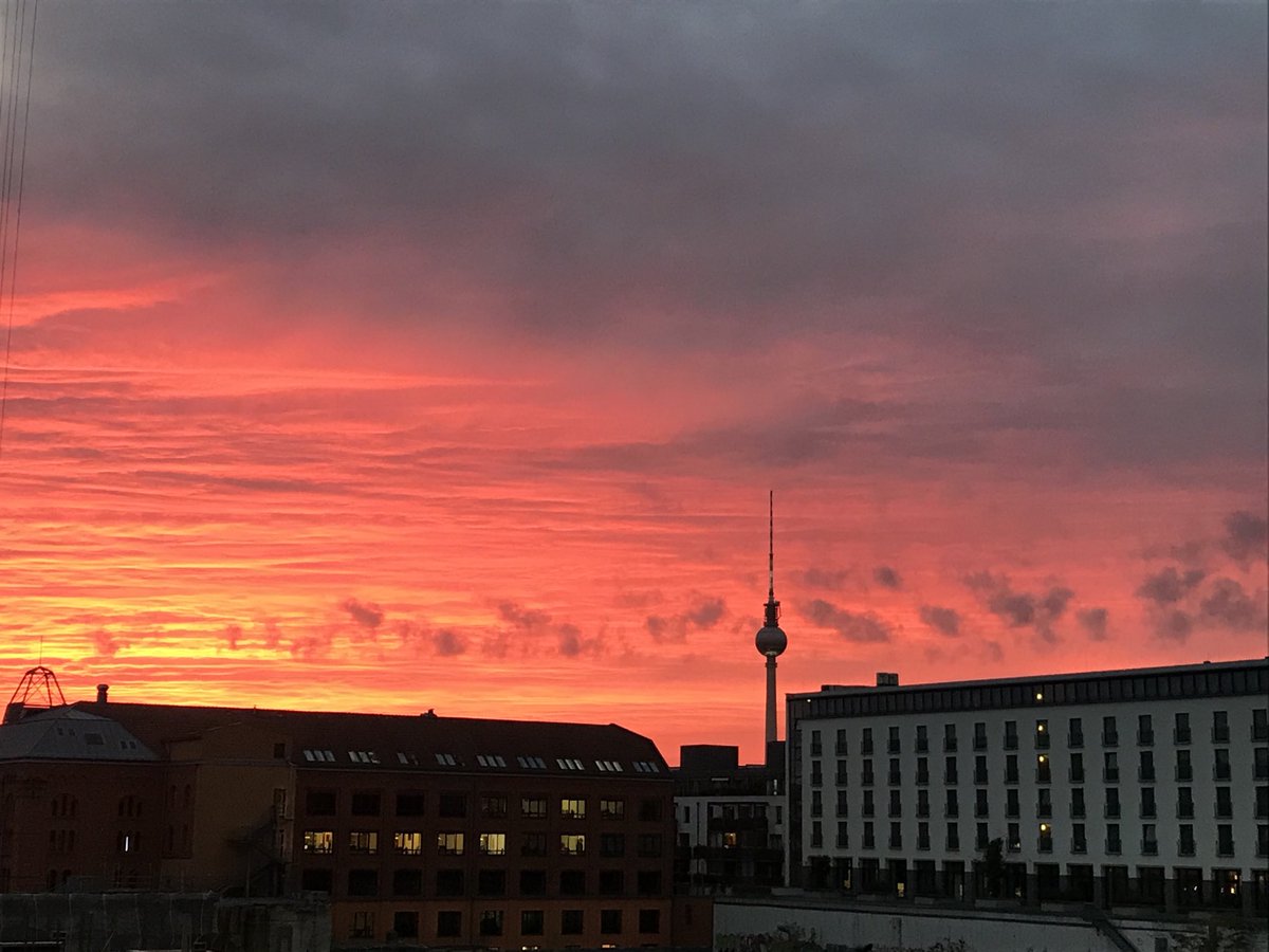 Bei so einem Himmel über Berlin macht homeoffice Freude