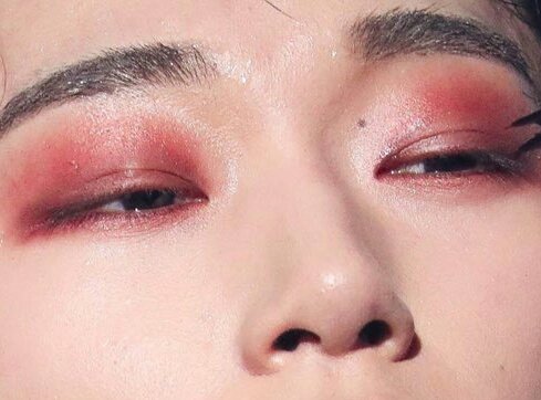 ateezent's tweet photo. no one wears eyeshadow like san of ateez does 

#MAMAVOTE #ateez https://t.co/51Iy8ToMfZ