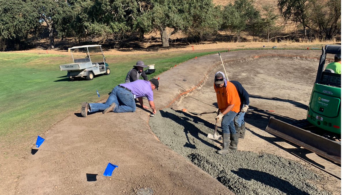 CapillaryFlow's tweet photo. Capillary Concrete bunkers are being installed at @CordevalleClub in San Martin, CA.

#capcon #Golf #golfbunker #golfclub https://t.co/e6Xwt3lZyk