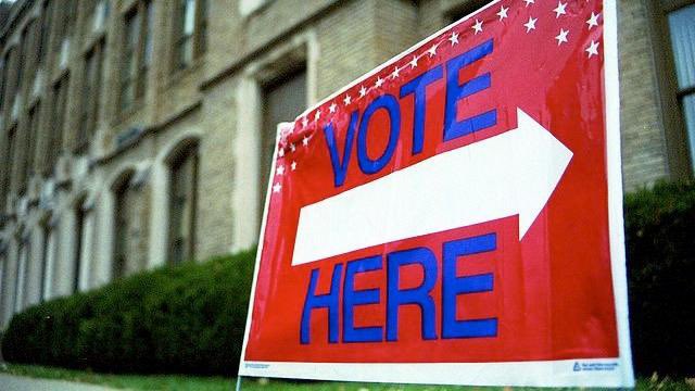equityphilly's tweet photo. Polls close at 8pm, Kensington! #maskup and #vote ! If you still have your mail-in ballot, bring it to a drop-off location. More voting info can be found at https://t.co/XUumDpcg72 or https://t.co/t7wIaSQpKi https://t.co/v5rukmLnxh