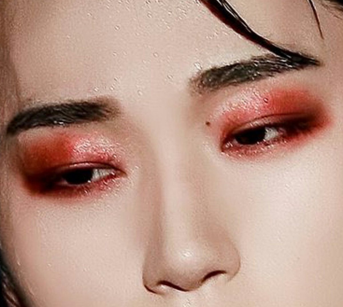 ateezent's tweet photo. no one wears eyeshadow like san of ateez does 

#MAMAVOTE #ateez https://t.co/51Iy8ToMfZ