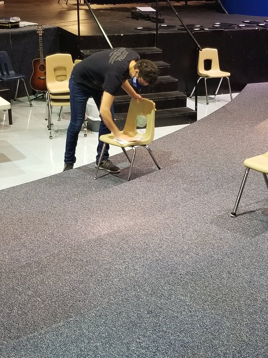 McConaghyAlex4's tweet photo. Mock Election Day at SMJSHS!
Extremely proud of our Government class for conducting this piece of the democratic process.
Cones and sanitation for the mitigation, as well. 😎

Doing our best to continue empowering each other! 

#ElectionDay
#Election2020 https://t.co/WLRi8u3vBd