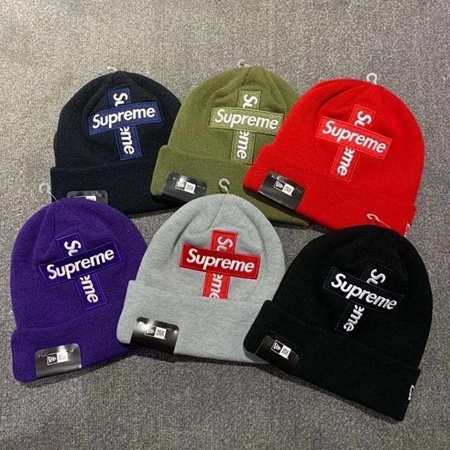 Supreme X New Era Logo Beanie In Red