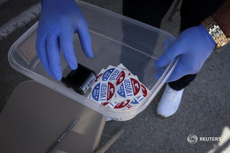 FloridaElectoral votes: 29Polls close: 7 p.m. EST (Several counties in northwestern Florida are an hour behind the rest of the state)Rating in presidential contest: Toss-upOther key races: Competitive House of Representative races in the 15th and 26th Districts 2/15