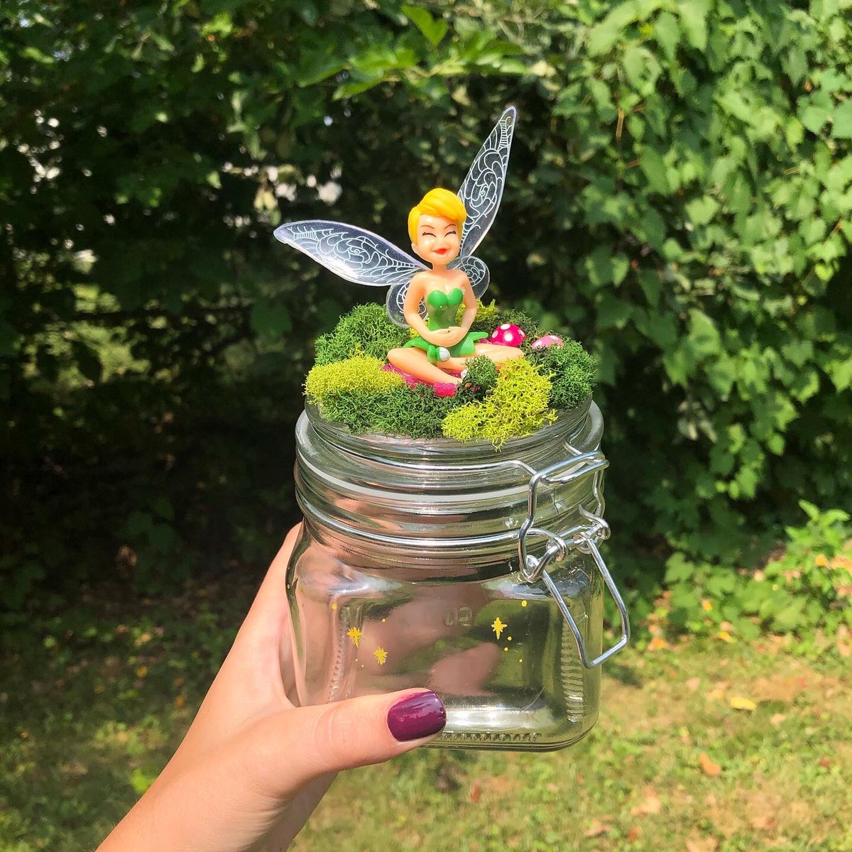 FadedFairieArt's tweet image. Hello! I’m Emmelie, an acrylic artist 🧚🏻 I make custom shoes, bongs, funko pops and more. If you are interested in a custom please feel free to dm me or browse my shop! 🌸🦋✨ I’m currently running a 10% off coupon code “THANKYOU10” over there as well! 
fadedfairie.com