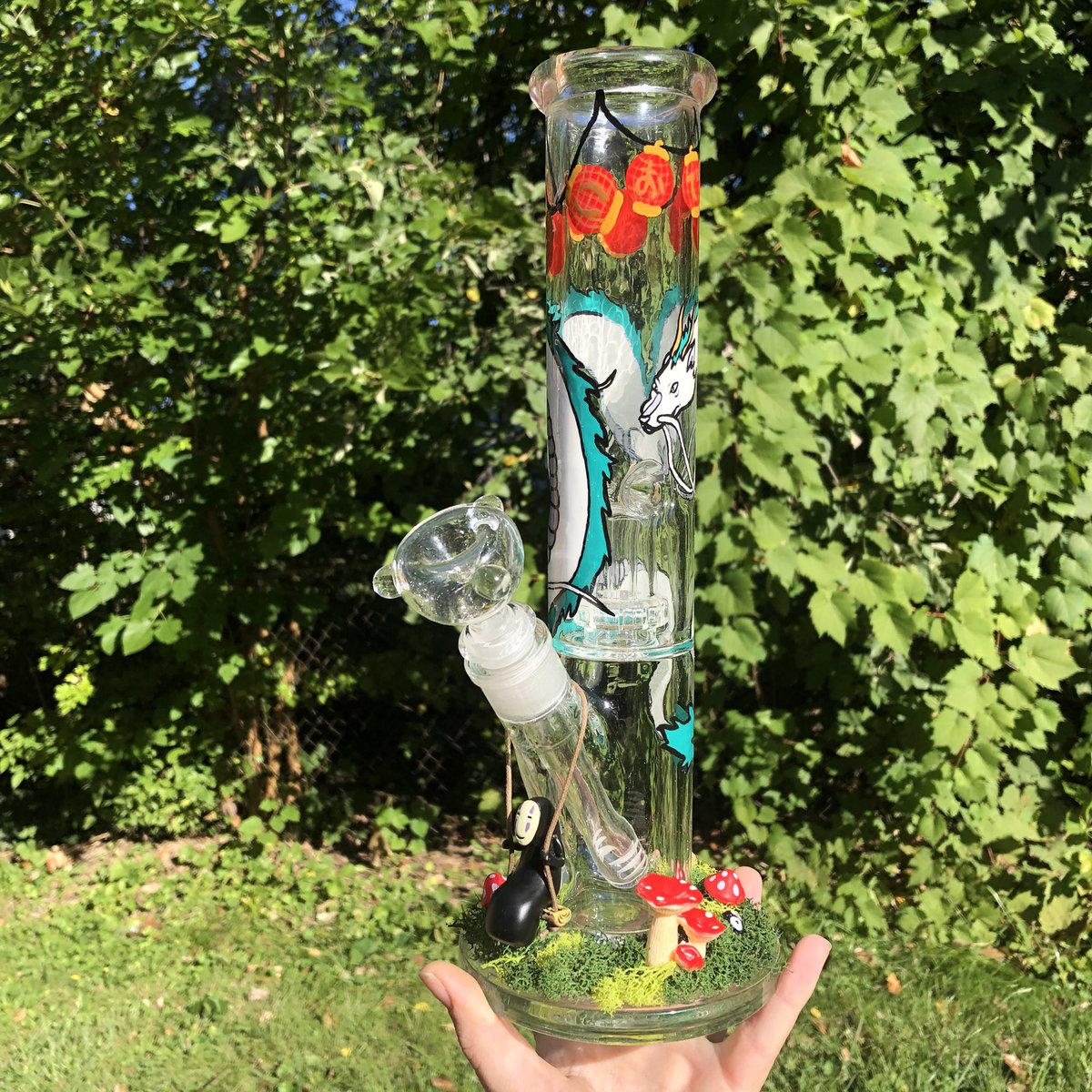 FadedFairieArt's tweet image. Hello! I’m Emmelie, an acrylic artist 🧚🏻 I make custom shoes, bongs, funko pops and more. If you are interested in a custom please feel free to dm me or browse my shop! 🌸🦋✨ I’m currently running a 10% off coupon code “THANKYOU10” over there as well! 
fadedfairie.com