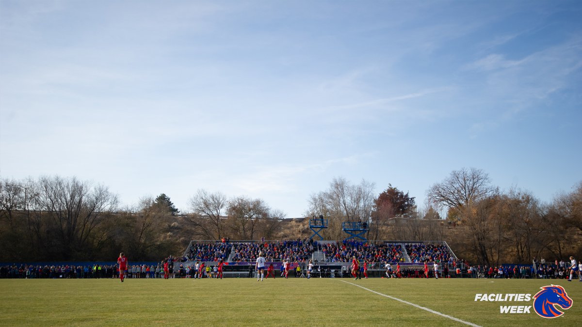 BroncoSportsSOC's tweet image. Our facility highlight is Boas which opened in the Fall of 2003! ⚽️

Boas was the host site for the 2009 WAC Soccer Championships &amp;amp; the 2019 Mountain West Women’s Soccer Championship, where an attendance record of 1302 fans in the facility was set! 

#ElevateTheBlue #BleedBlue