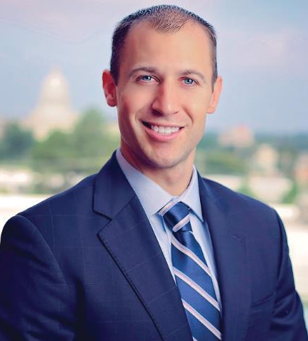 ARInsuranceDept's tweet photo. Congratulations to the Department of Commerce’s fearless leader, Secretary @mikepreston83 on being named one of Arkansas’ most influential leaders in 2020! AID is proud to work with you as we serve the great state of Arkansas! @ABPG1984 @AR_Commerce https://t.co/AlqFiAMTOa