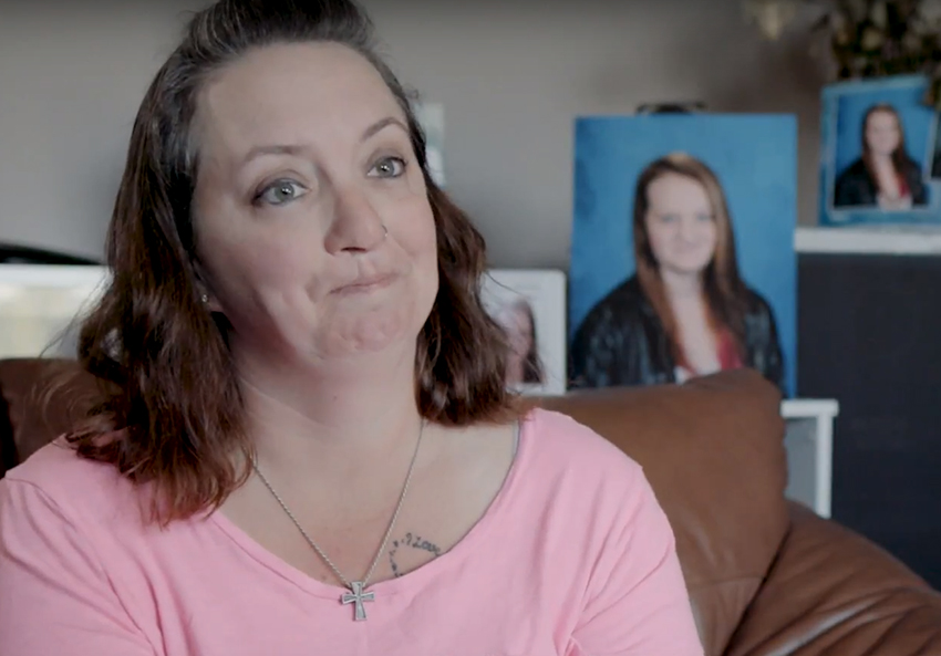 Gareautrain's tweet image. Tiffany Williams avait à peine 16 ans le jour où elle a pris la décision tragique de marcher le long de la voie ferrée près de chez elle. Elle n’a pas entendu le sifflet du train parce qu’elle portait des écouteurs : bit.ly/3etrFF5 #FINILesVoiesTragiques #oneearout