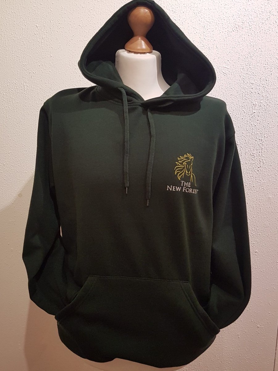 Do you fancy keeping warm and stylish this winter in one of our New Forest hoodies? In either Navy or Green, we have a variety of sizes available, Small - XL. Buy in our shop or via our online store ! 
newforestheritage.org.uk/product/new-fo…
#keepitlocal #hoodies #newforest #newforestheritage