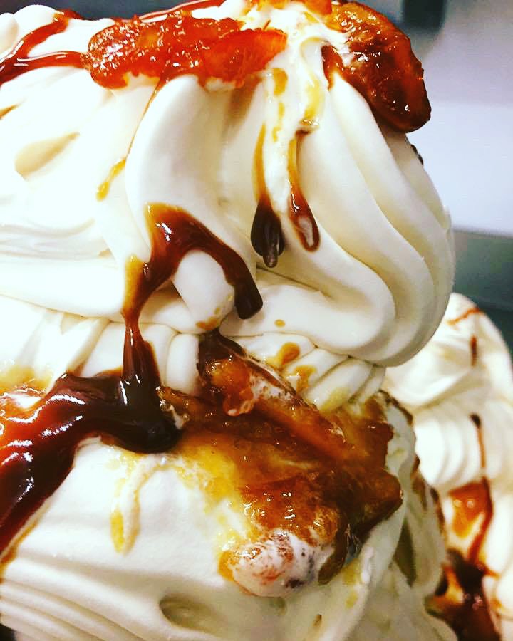 Giacopazzis's tweet photo. Another Festive Flavour finalised! 2020 sees the return of our spectra special Whisky & Marmalade Ice cream...now available to pre-order for Christmas and New Year ๐๐ฅ#dessertsorted #festivefood #getorganised #trysomethingnew #litretub #onitsown #perfectaccompaniment https://t.co/BAhJRsalGD