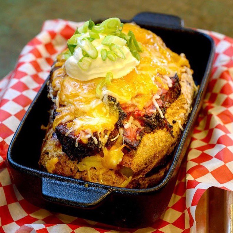 Yes, please!!! A cure for Election Day jitters: Slow Bone twice baked potato, plain, veggie or meaty. Add pulled pork or top it with a piece of fried 🍗(or 🍗🍗)