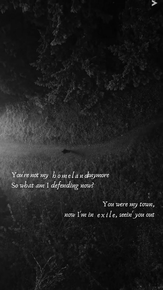 AccioTolkien's tweet photo. 🌟Cita y responde🌟

¿Qué canción debió/debería ser single?

I’m voting for Taylor Swift for Artist of the Year at the #AMAs https://t.co/ZVvM8JaPOk