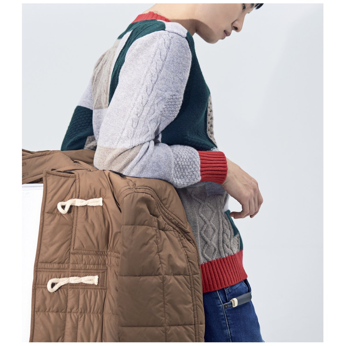 The Intarsia Cable Crew via @artagekorea our stockist in Seoul.