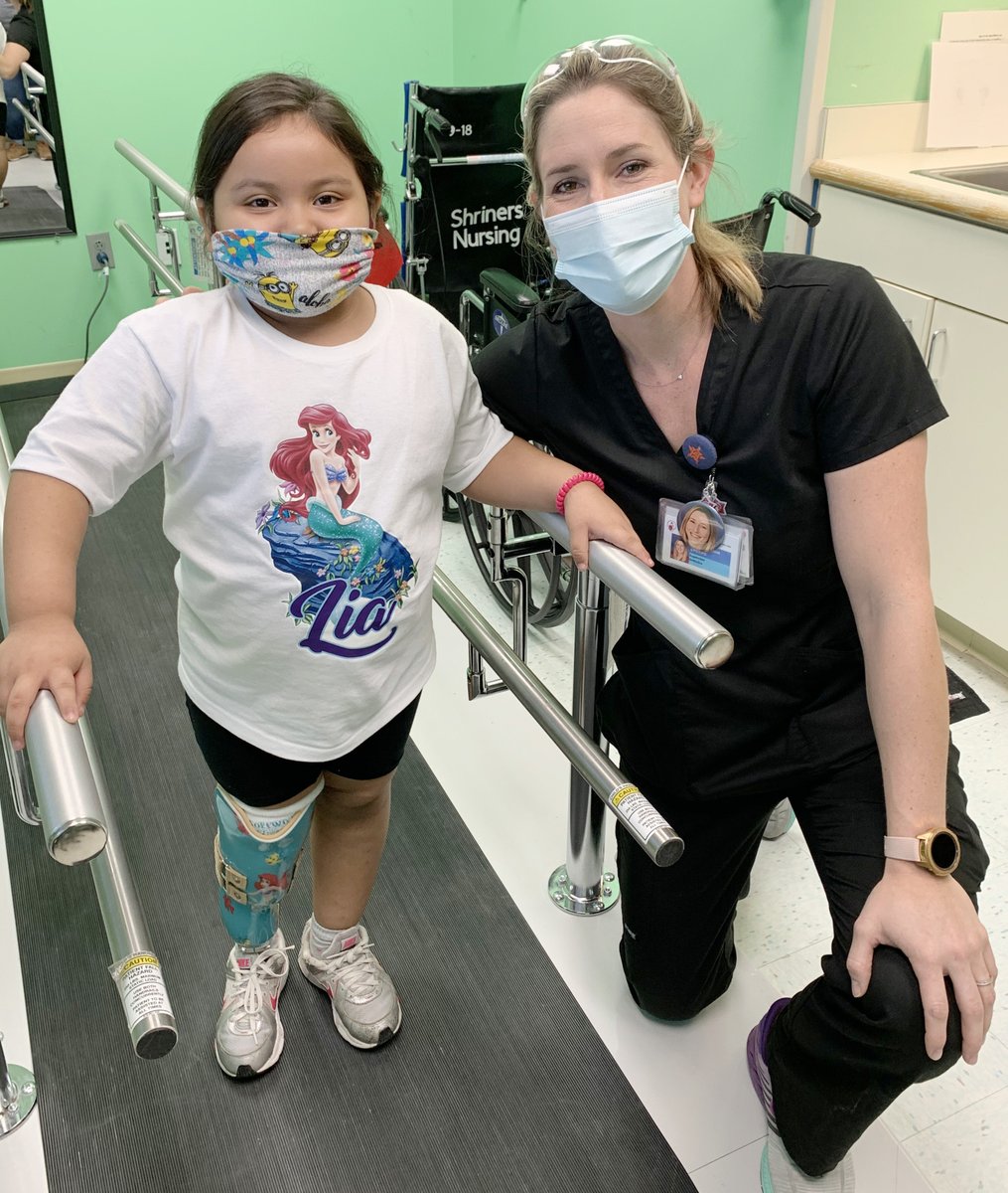 Houston_SHC's tweet photo. Lia was all all smiles (under her mask!) as she received her custom-made #Littlemermaid prosthesis! )

Our team designs and customizes orthotics and prosthetic devices that are tailored to the unique needs of each patient.
@Disney @TheDisneyAriel https://t.co/zSlch9F2dH