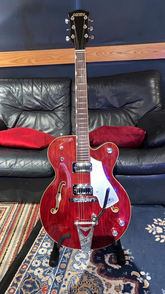 JamesSkellyBand's tweet photo. Recording guitars #lathums #parrstreet @TheLathums @parr_street 👊 https://t.co/q7jetMc53s