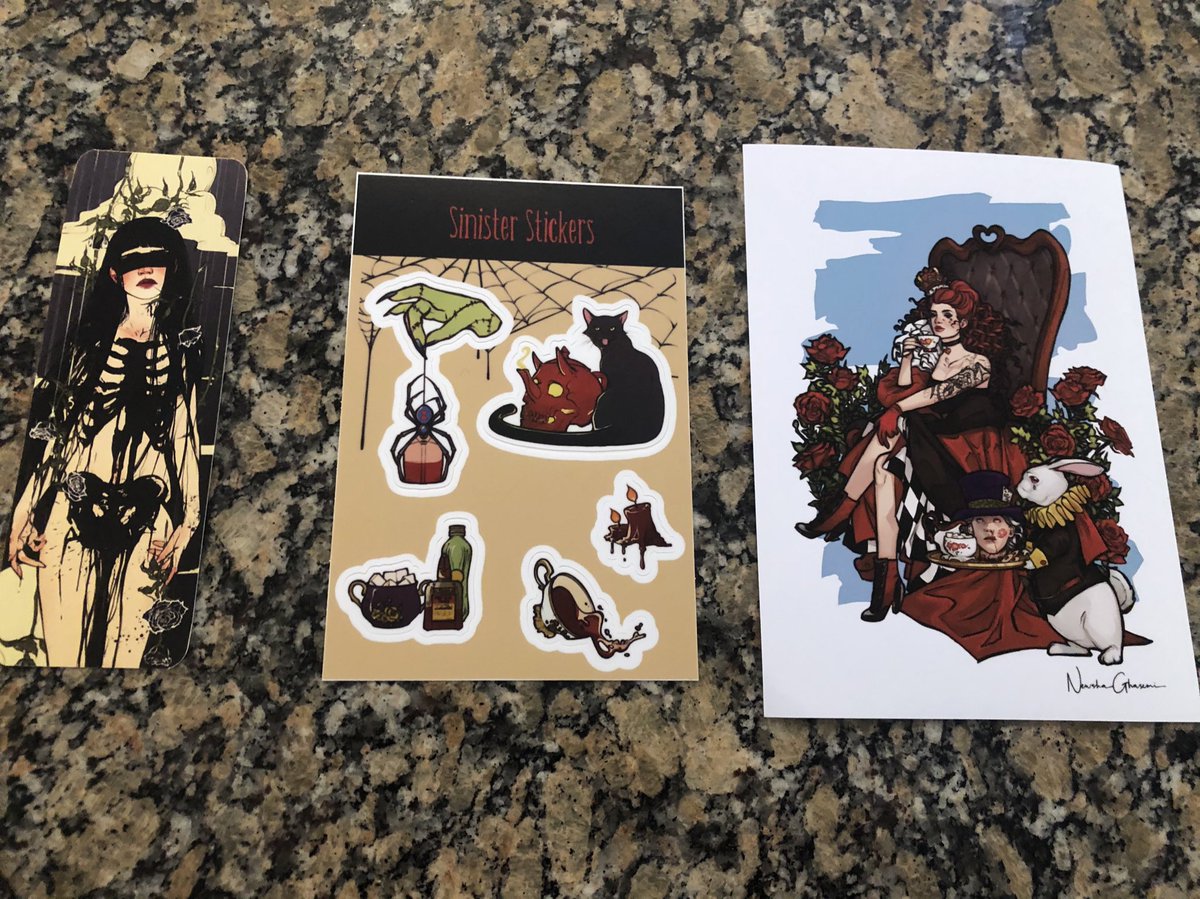 RadSweets's tweet photo. @TeaTreachery 

I got my lovely zine and goodies on Halloween but I’ve been too busy to read it till now! What better way than with a small pot of tea?~ ☕️ https://t.co/ZxDxcMpy6r