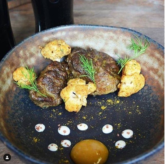 TenStrawberrySt's tweet photo. Culinary creativity has no boundaries with NAGOYA !โจ
#SimpleElegantAffordable
#tableware #cheflife #instafood #hospitality #chefstalk #greatplate #foodstagram @twobigboysblog https://t.co/UhMao929oR
