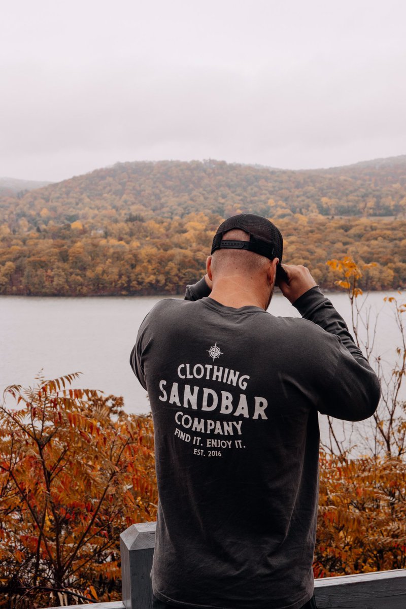 SANDBARCO's tweet photo. Ready for any adventure 🗺 The Hitchhiker LS has arrived. Link in bio! https://t.co/Omp2BPnYIe