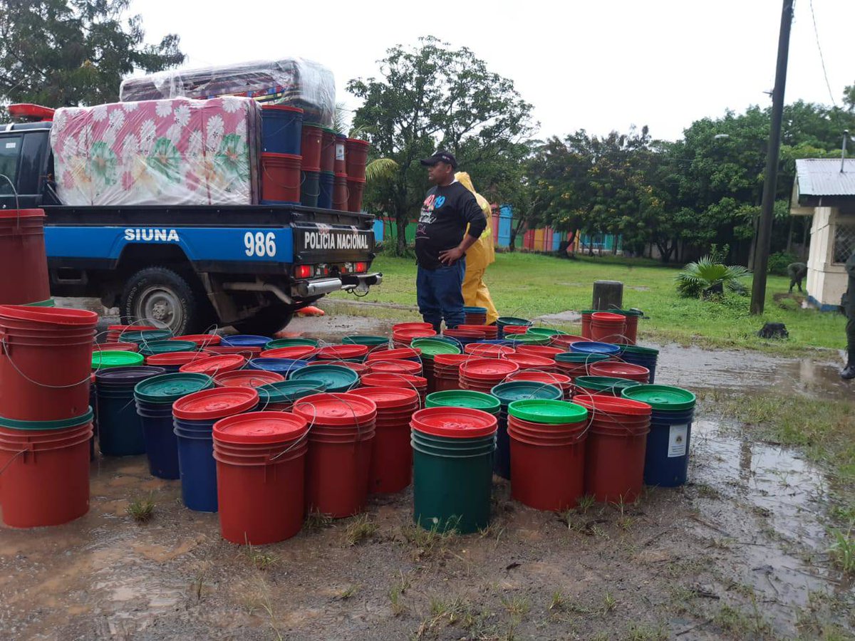 LaSandino's tweet photo. #AlDía El Gobierno de Reconciliación y Unidad Nacional por medio del #CODEPRED en el Sector Minero, envían Suministros a los Municipios de #Bonanza, #Rosita y #Prinzapolka para la Atención de las Familias afectadas por el #HuracánEta. https://t.co/iRLLQDytPa