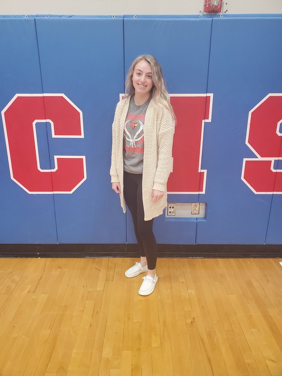 Congrats to Bryanne Smith and Paige Gillund for making MRVC West All-Conference Honorable Mention