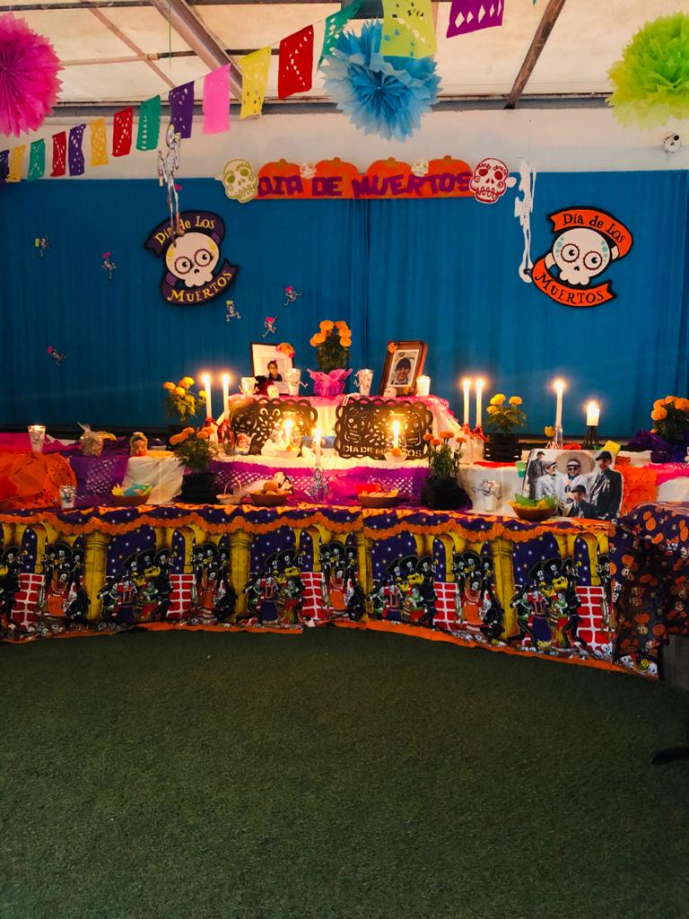 ac_Canica's tweet photo. Para conmemorar la tradición nacional del 2 de Noviembre, en Canica colocamos un altar dedicado con todo nuestro cariño, a nuestros queridos niños Karlita y Diego. D.E.P. https://t.co/2gJX5TFVcV