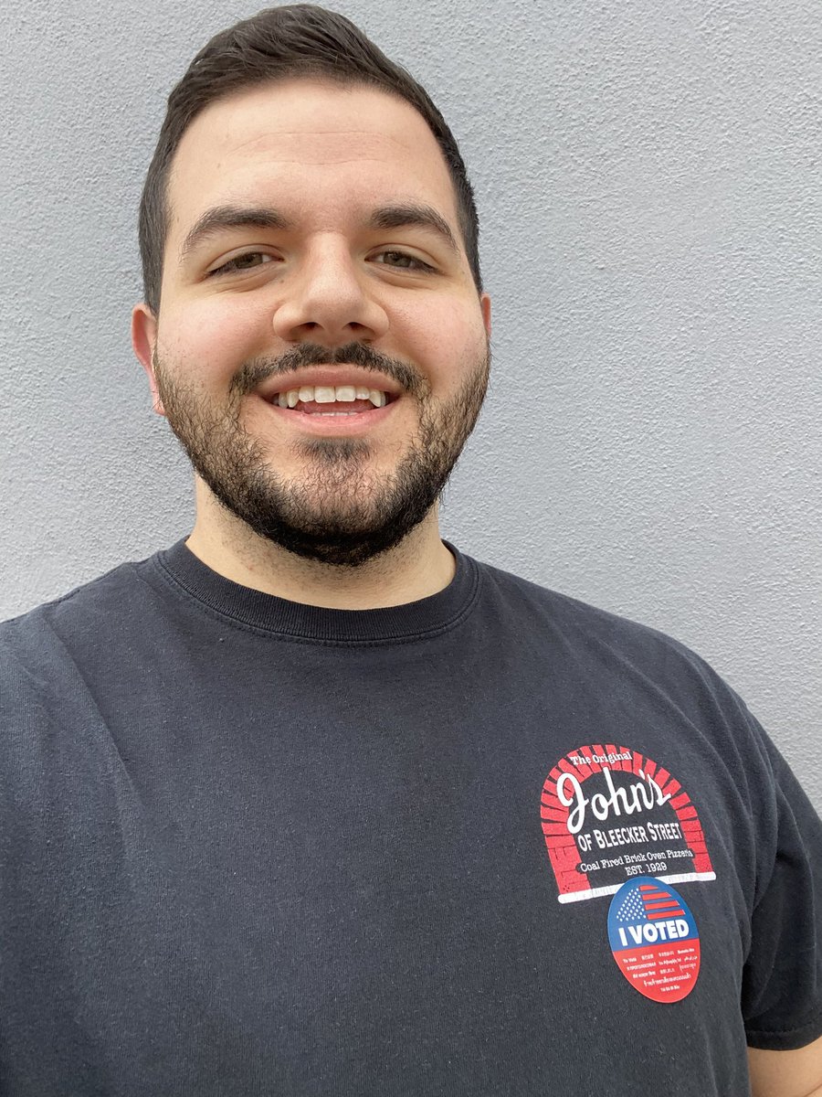 CouRageJD's tweet photo. Vote. https://t.co/eOBWzQ8a2V