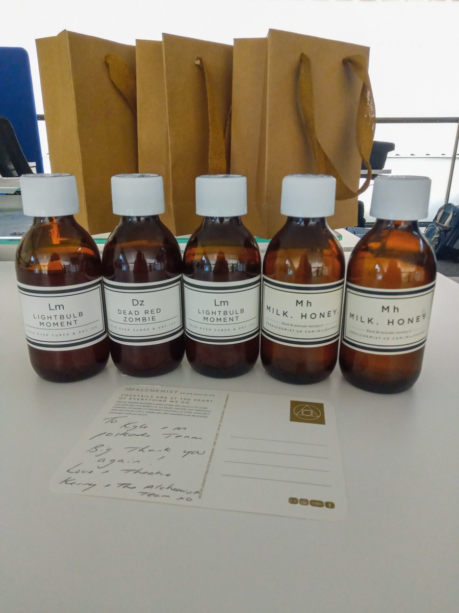 MBH_BusinessHub's tweet photo. Thank you to Kerry from @TheAlchemistUK for dropping off some cocktails for our office todayπΉthey were greatly appreciated by our teamπ
#networking #network #manchester #manchesterbusiness #businessnews #event #events #mpostcode #businessnetworking #onlinenetworking #cocktails https://t.co/7xnyprCR2X