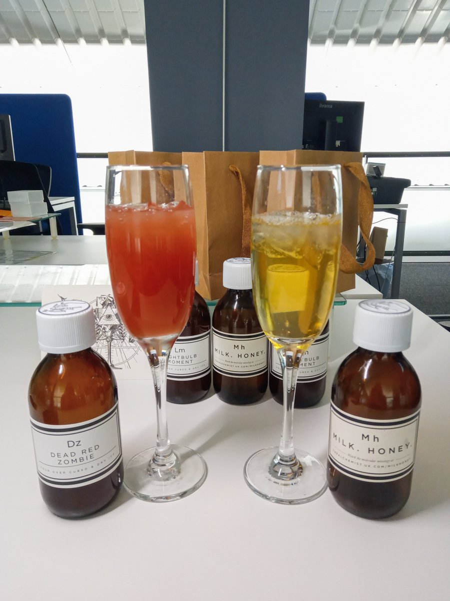 MBH_BusinessHub's tweet photo. Thank you to Kerry from @TheAlchemistUK for dropping off some cocktails for our office todayπΉthey were greatly appreciated by our teamπ
#networking #network #manchester #manchesterbusiness #businessnews #event #events #mpostcode #businessnetworking #onlinenetworking #cocktails https://t.co/7xnyprCR2X