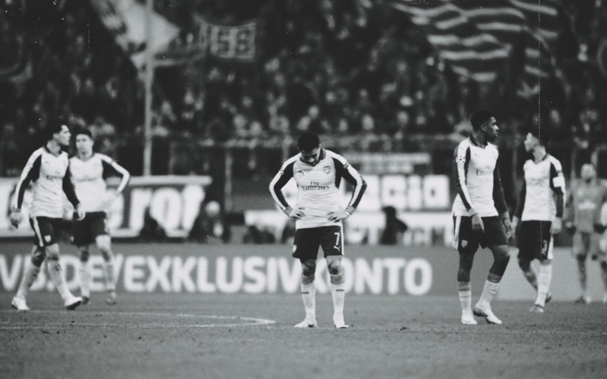 Bayern humillating Arsenal at home