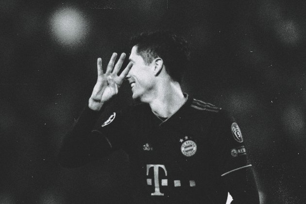 Robert Lewandowski becoming the fastest player to score 4 goals in Champions League history by scoring 4 in only 14 minutes against Zrvena Zvezda