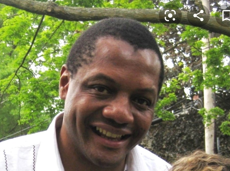 TapiwaByNature's tweet photo. Dear America, Zanu PF has arrested Hopewell Chin'ono again 😞😞😞 https://t.co/pWbrns287K