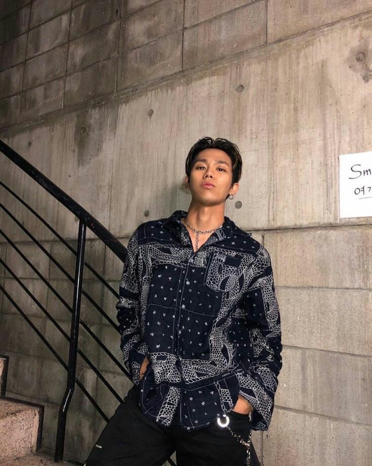 kpopxpics's tweet photo. sik-k https://t.co/q9xYDSrfjF