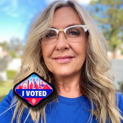 RealStephTanner's tweet photo. #Election2020 #Vote #VoteBlue #VoteBidenHarris2020 https://t.co/tcAlboNkJF