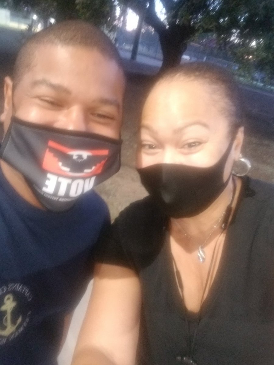 electkbwilliams's tweet photo. Have you Voted yet? 300 polling locations in Tarrant County today. Let's make it happen! VOTE. 💗💚 #voteallthewaydowntheballot #voteinperson #vote #voteblue2020 #voteforchange #votebluenomatterwho #voteearly #voteinperson2020 #voteinoctober #TarrantGreatSlate https://t.co/XKYDh5mK92